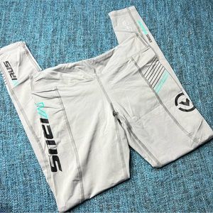 Virus Light Gray Workout Leggings Compression